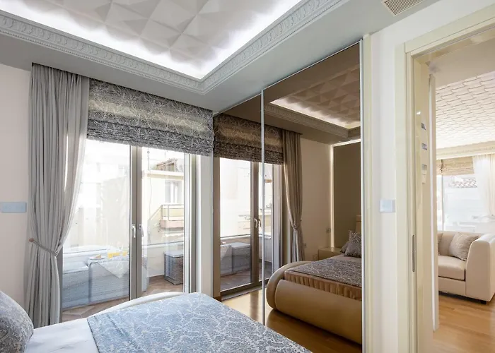 Ma President Suite, Demani President Suites